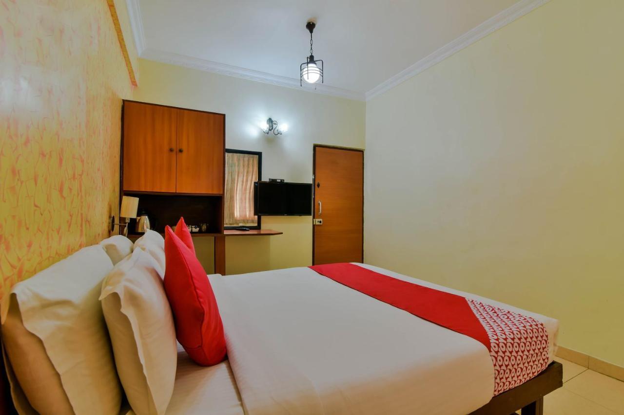 Hotel Manoshanti 파나지 외부 사진