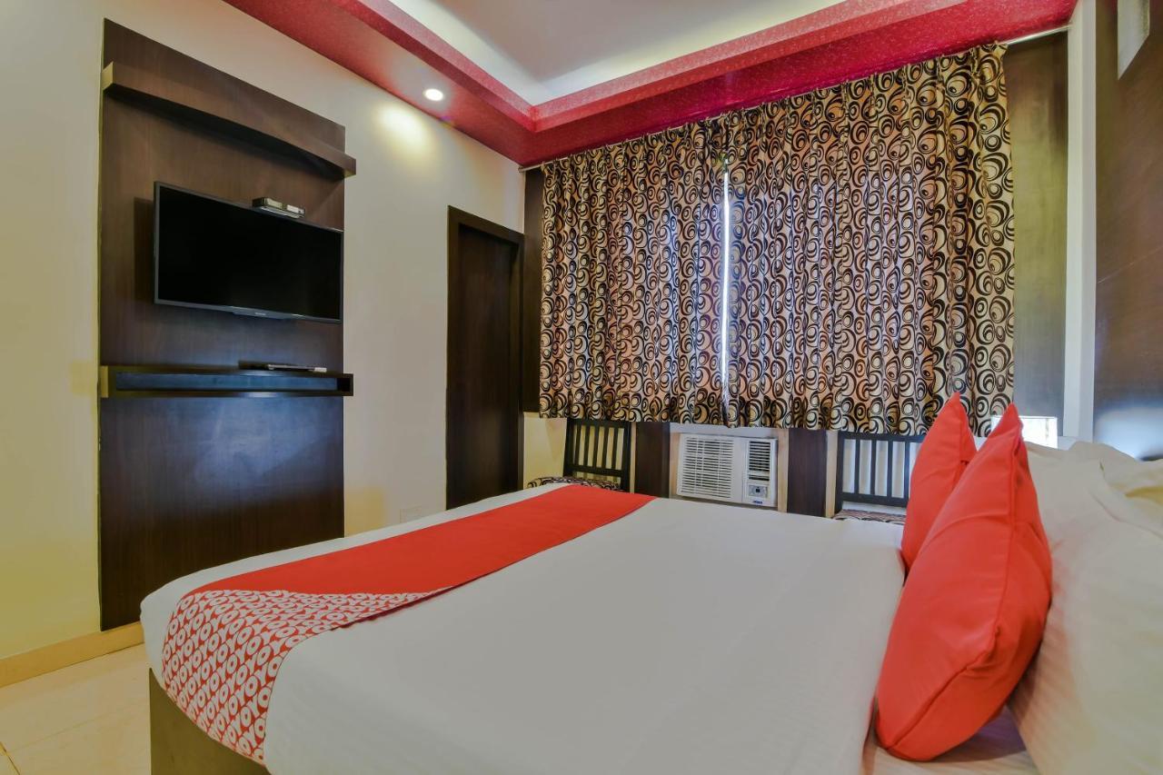Hotel Manoshanti 파나지 외부 사진