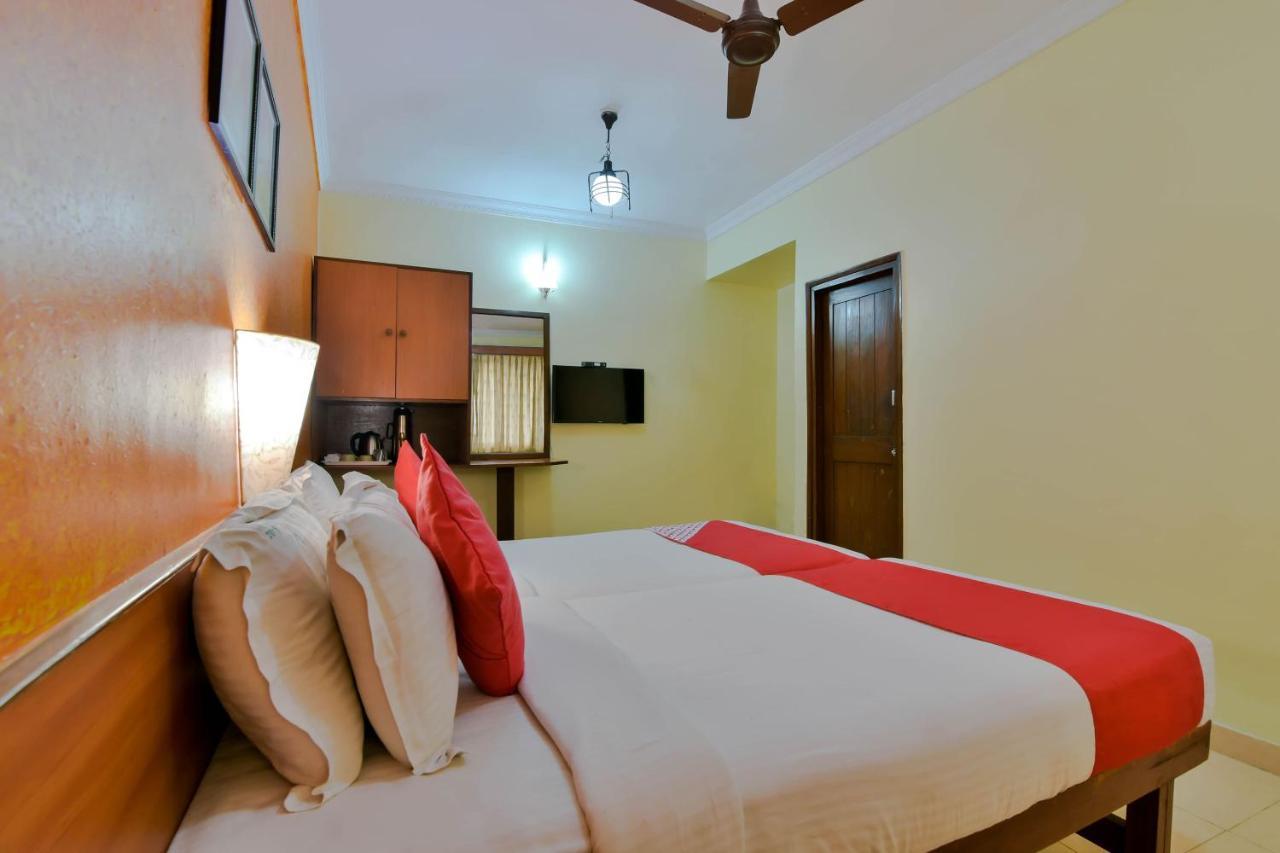 Hotel Manoshanti 파나지 외부 사진