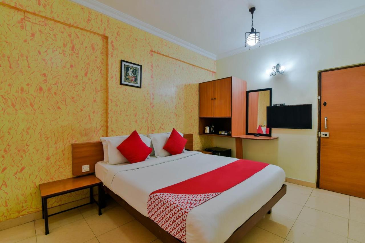 Hotel Manoshanti 파나지 외부 사진