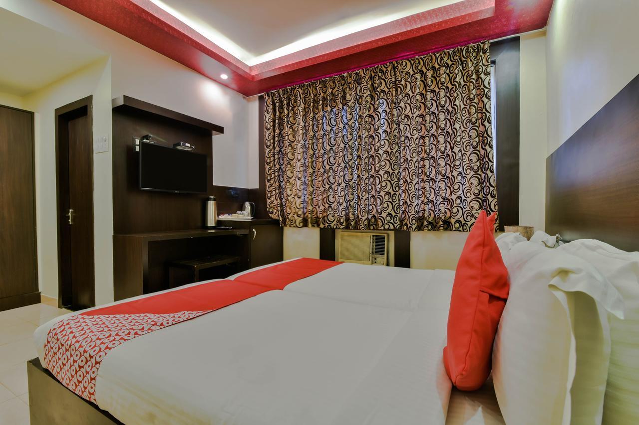 Hotel Manoshanti 파나지 외부 사진